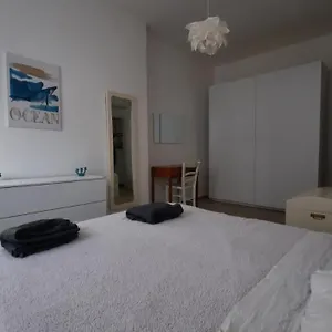 https://bilocale-via-rimembranze-levanto.hotelitalianriviera.com