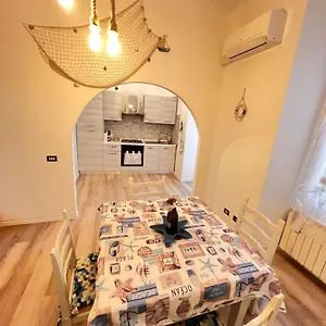 https://sweet-home-appartamento-centralissimo-imperia.hotelitalianriviera.com